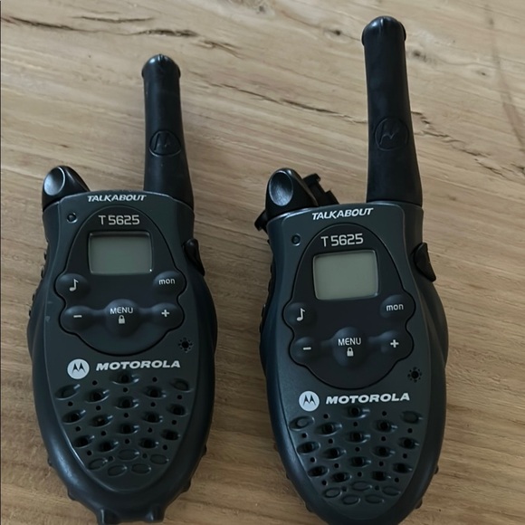 Motorola Other - Motorola T5625 Black Two-Way Radios
